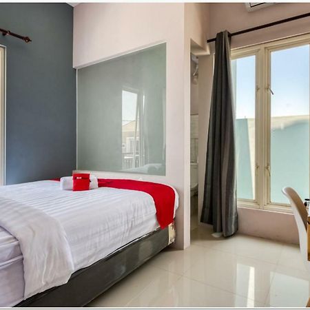 Reddoorz @ Bypass Juanda Airport Hotel Sidoarjo Ngoại thất bức ảnh
